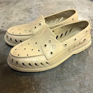Sperry water/deck shoes